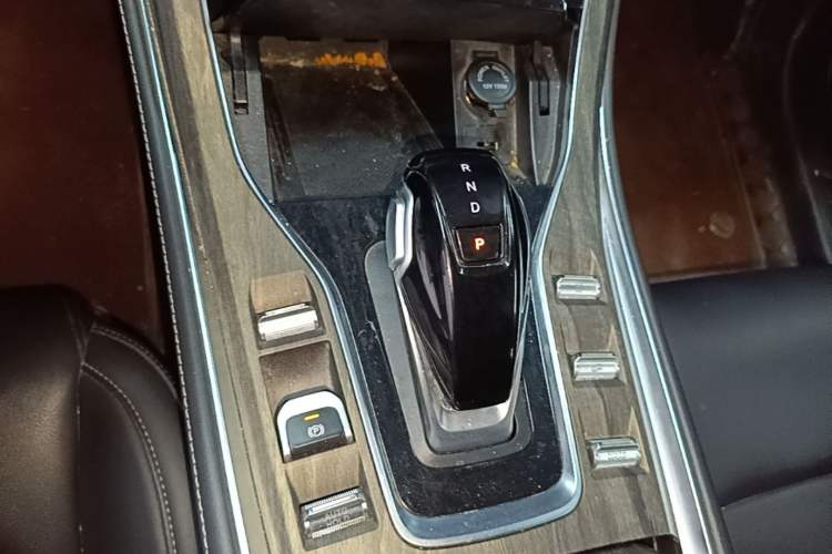 Used Landian E5 2023 1.5L DE-i 100KM Comfort Edition 7-Seater
