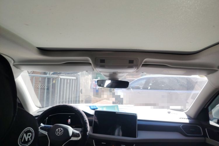 Used Volkswagen Tayron 2023 300TSI Two-Wheel-Drive Luxury Plus Advanced Edition Headliner