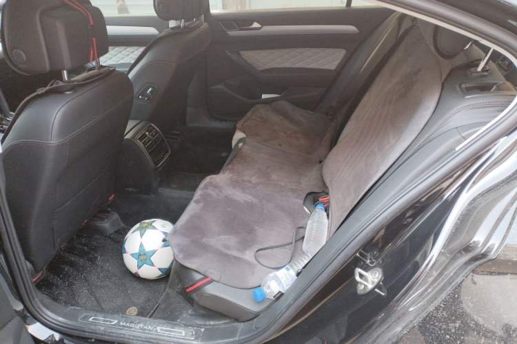 Used Volkswagen Magotan 2025 Zhongxiang Version 330TSI DSG Luxury Edition