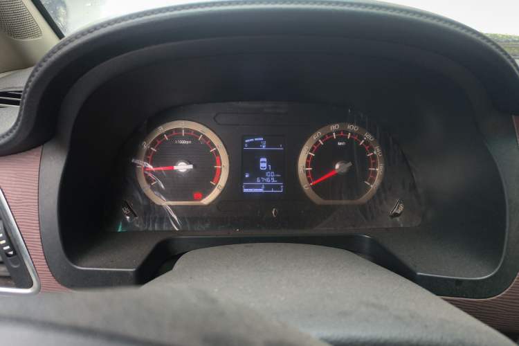 Used FORTHING Lingzhi 2017 M5 1.6L Comfort Model