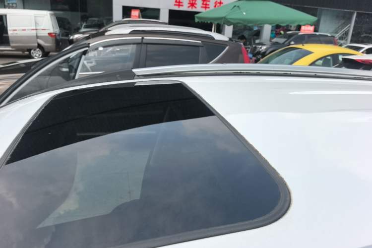 Used Haval H6 2014 Sport Version 1.5T Manual Two-Wheel Drive Elite Edition Roof