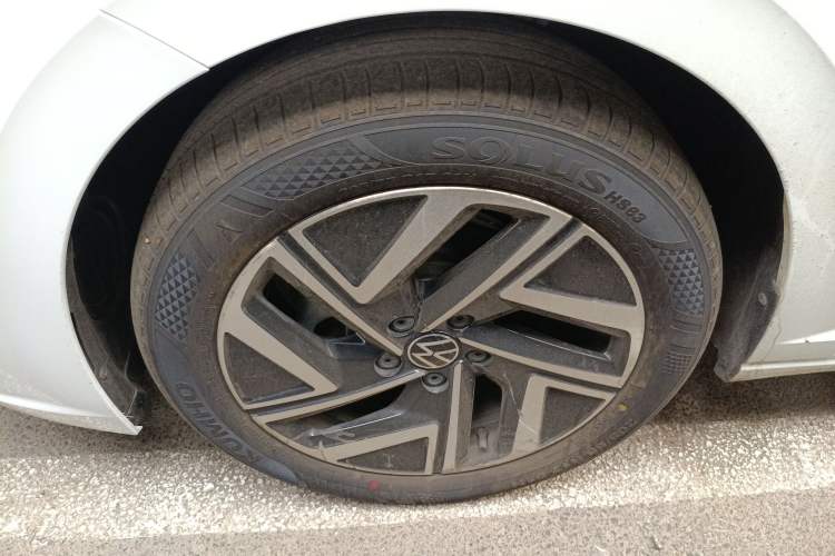 Used Volkswagen Sagitar 2025 Revised Version Three 300TSI DSG Excellence Edition Left Front Wheel Hub