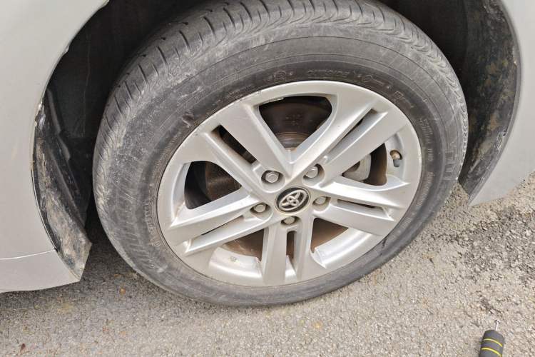 Used Toyota Levin 2019 185T CVT Luxury Edition China VI Standard Right Front Wheel Hub