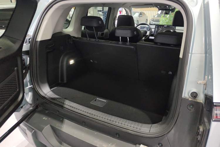 Used Formula Leopard Titanium 3 2025 Model 501KM Rear-Drive Ultra Version