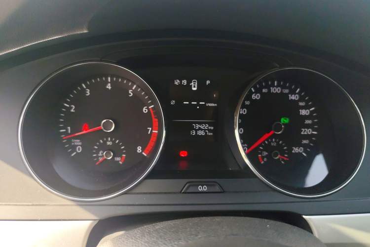 Used Volkswagen Lamando 2017 230TSI DSG Fashion Edition Instrument Cluster