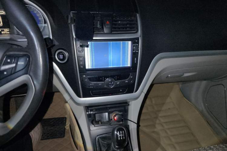 Used Geely Auto Emgrand 2015 Sedan 1.5L Manual - Top Trim Level