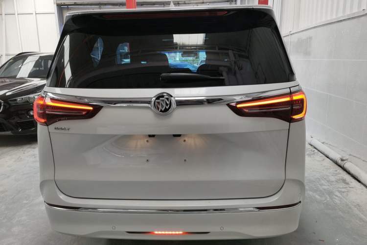 Used Buick GL8 2020 ES Land Cruiser 653T Flagship Model Rear