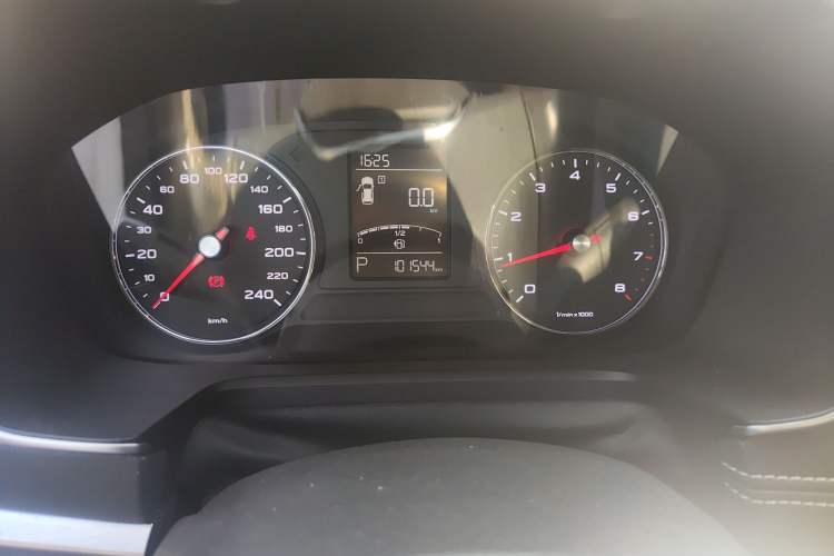 Used Roewe RX5 2020 20T Automatic 4G Connected Million Edition
