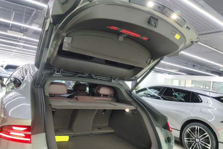 Used Denza Z9GT 2024 1100 Four-Wheel Drive Ultra Version
