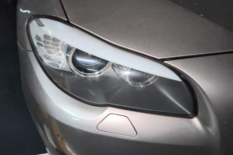 Used BMW 5 Series 2012 523Li Luxury Model Right Front Headlight