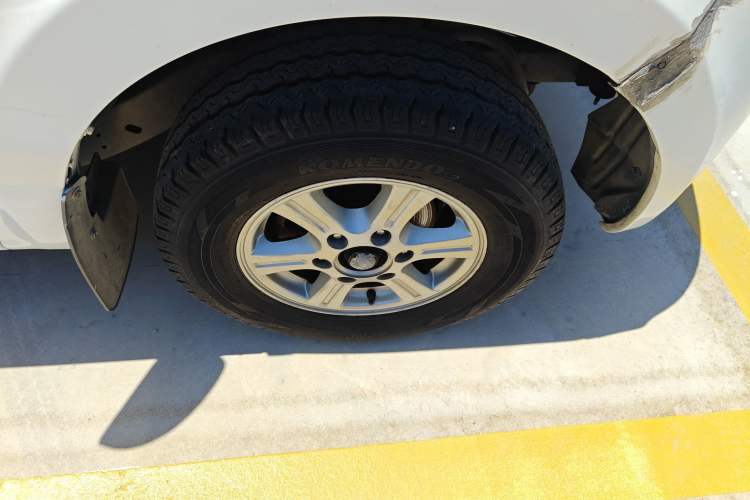 Used Great Wall Wingle 5 2011 2.2L Wealth Edition Two-Wheel Drive Big Double-Cab GW491QE
