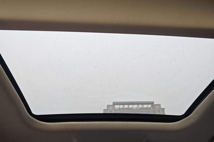 Used Dongfeng Fengon S560 2018 1.8L CVT Prestige Model Headliner