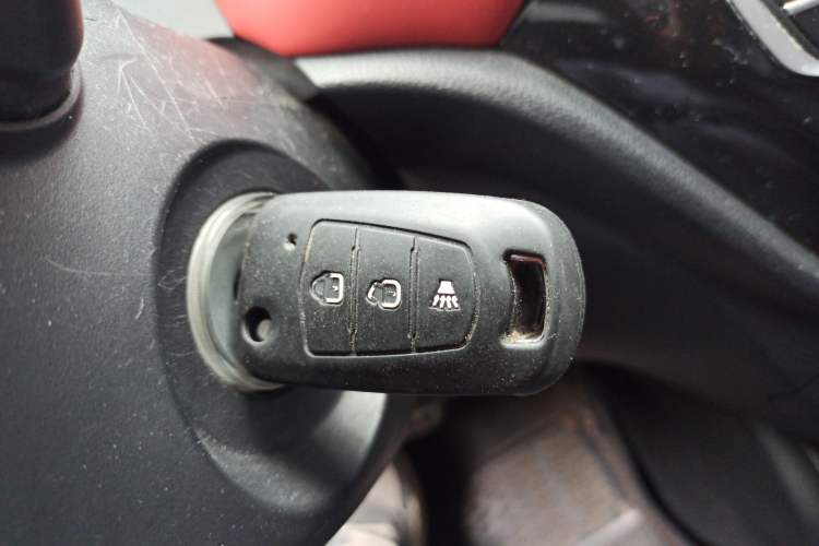 Used Haval H1 2016 Revised Version Blue Badge 1.5L AMT Comfort Edition