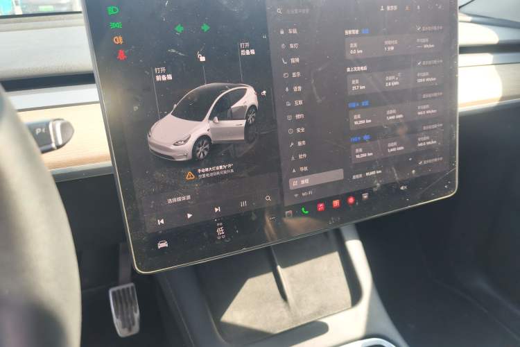 Used Tesla Model Y 2022 Rear-Wheel-Drive Version Audio And AC Panel