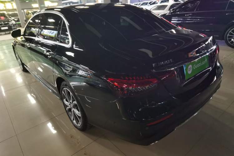 Used Mercedes-Benz E-Class 2022 Revised Version E 300 L Sporty and Stylish Edition
