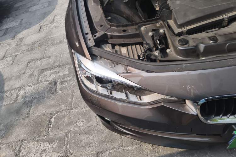 Used BMW 3 Series 2014 320Li Fashion Model
