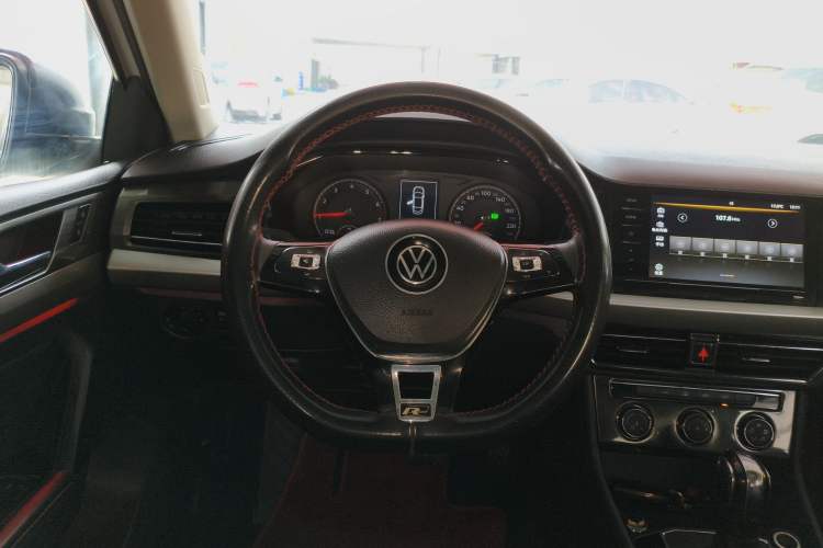 Used Volkswagen Lavida 2021 1.5L Automatic Comfort Edition Steering Wheel