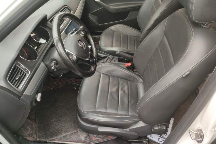 Used Volkswagen Lavida 2017 1.6L Automatic Comfort Edition