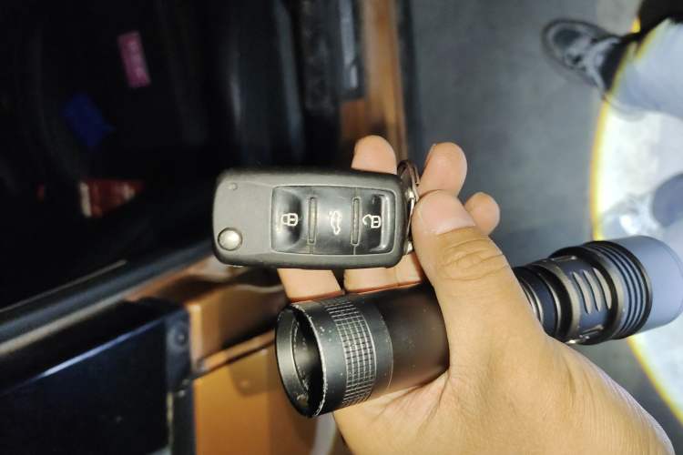 Used Volkswagen Polo 2014 1.6L Cross Polo Automatic