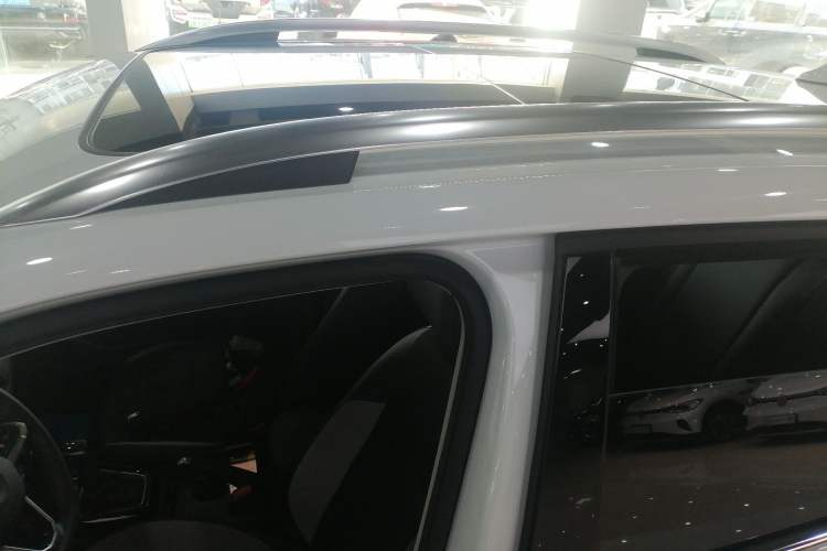 Used Volkswagen Tacqua 2023 200TSI DSG Joy-Connect Edition
