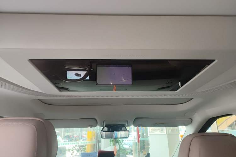 Used XPeng X9 2024 702 Ultra-Long Range Pro Headliner