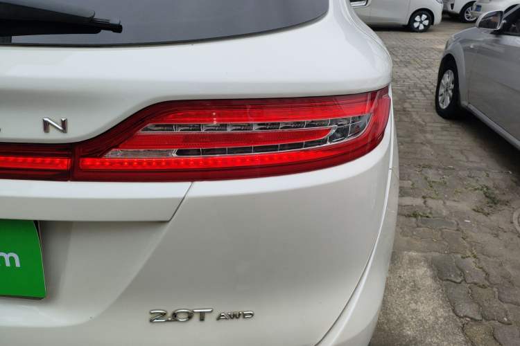 Used Lincoln MKC 2018 2.0T Four-Wheel Drive Zunya Edition
