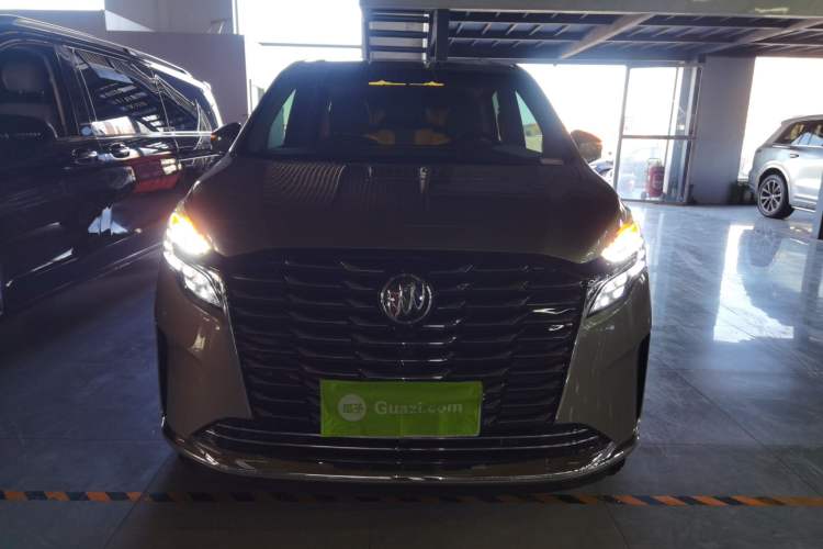 Used Buick GL8 2023 ES Lu Zun Comfort Model
