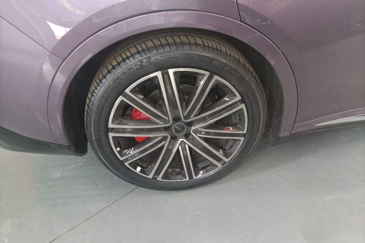 Used Hima Luxeed R7 2025 Extended-Range 331km Ultra
