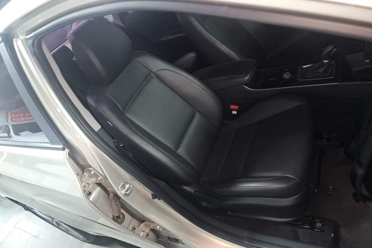 Used Hyundai Mistra 2019 1.8L Automatic Smart GLS Commemorative Model China VI Standard Right Front Seat