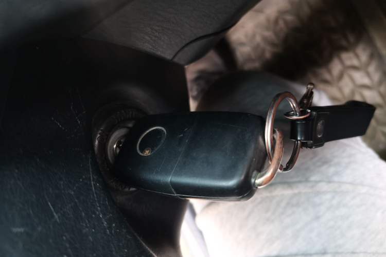 Used Haima Puxima 2010 1.6L Manual 7-Seater Luxury Vehicle Key