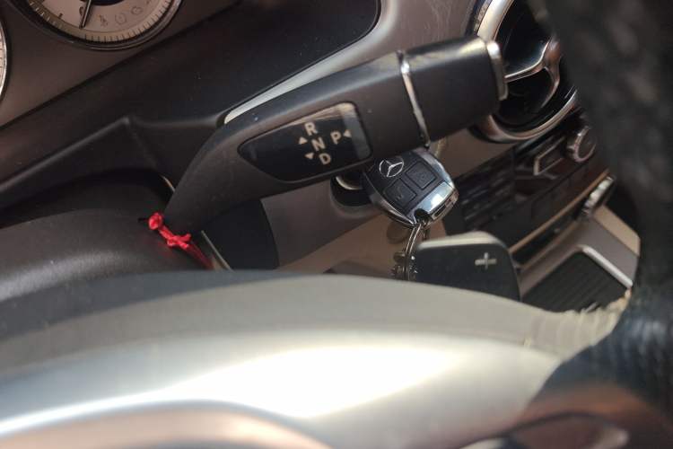 Used Mercedes-Benz GLK-Class 2015 GLK 260 4MATIC Fashion Edition Ultimate Version