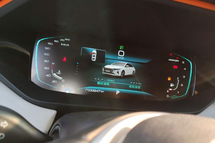 Used Dongfeng Aeolus Yixuan MAX 2022 1.5T Super Stylish Trendsetter Edition
