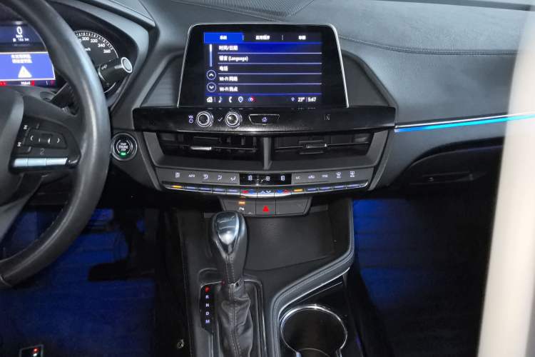 Used Cadillac CT4 2021 28T Fashion Edition Audio And AC Panel