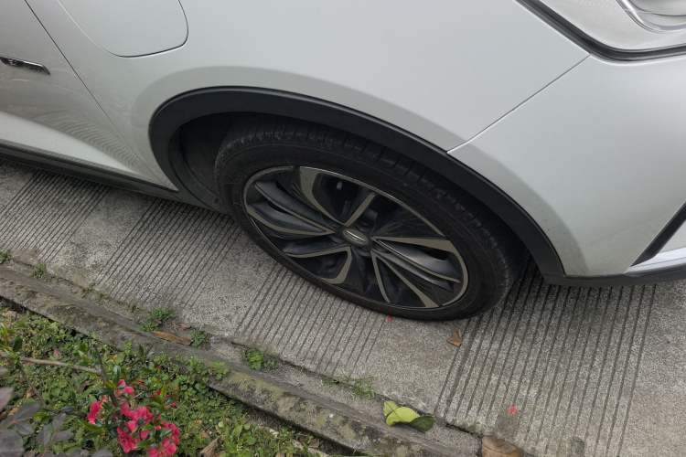 Used Geely Auto Emgrand GSe 2019 Restyled 500 LingShang Version
