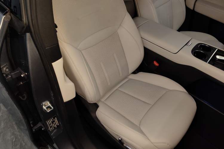 Used XPeng G6 2023 580 Long-Range Pro
