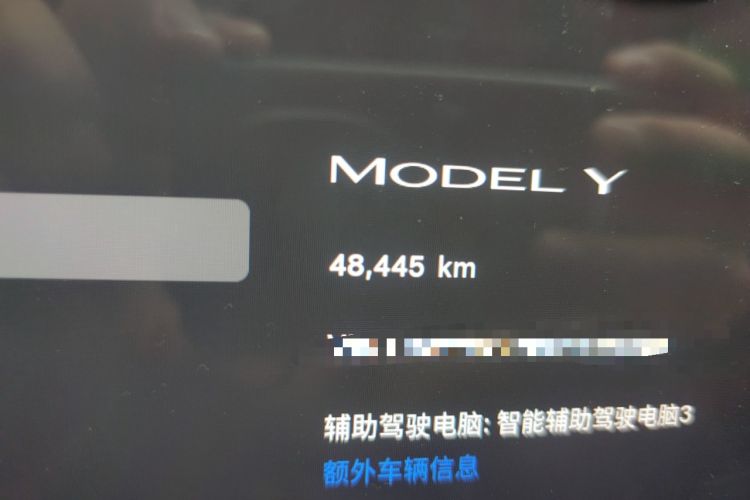 Used Tesla Model Y 2022 Revised Version Rear-Wheel Drive Odometer Close Up