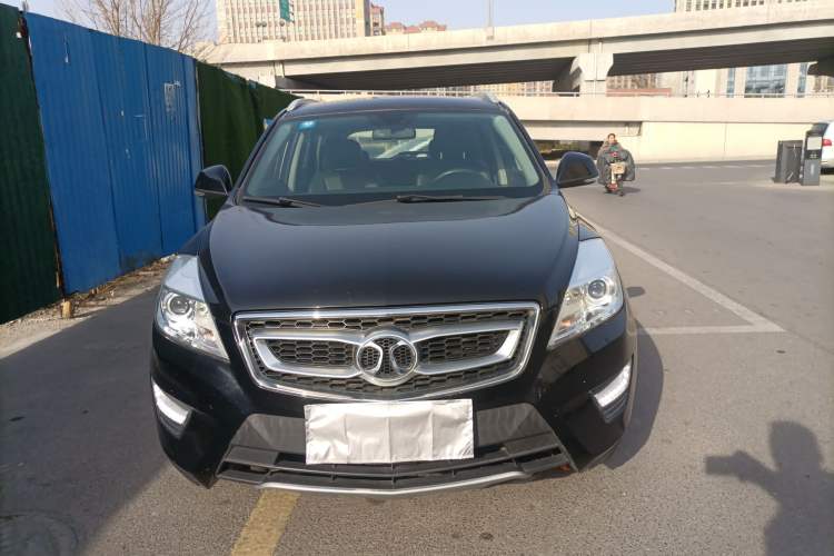 Used BAIC Senova X65 2015 2.0T Automatic Elite Model