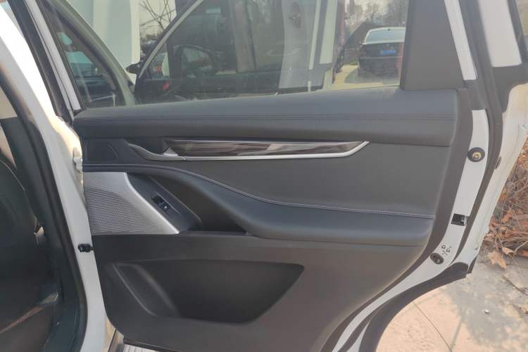 Used SAIC MAXUS D90 2017 2.0T Automatic Two-Wheel Drive - Uranus