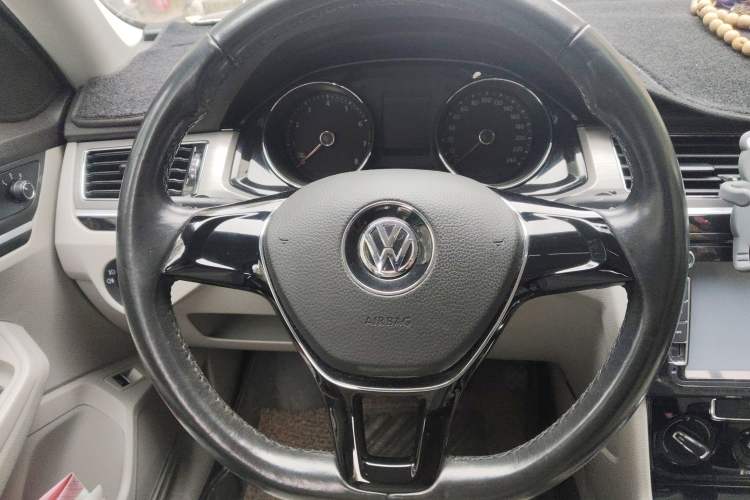 Used Volkswagen Bora 2016 1.6L Automatic Comfort Model
