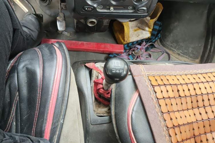 Used Wuling Rongguang 2014 1.2L S Base Model Gear Lever