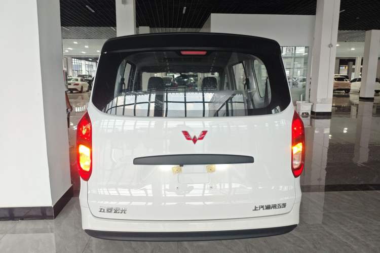 Used Wuling Hongguang New Energy 2024 All-Electric Model 300KM Standard Version