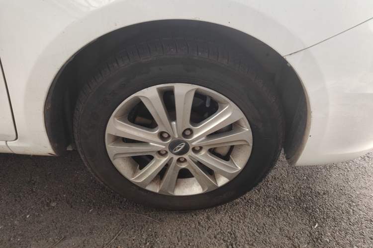 Used Chery E3 2015 1.5L Manual Fashion Model
