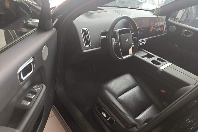 Used Li Auto L7 2023 Air model
