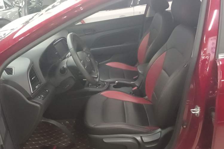 Used Hyundai Elantra (6th Generation / Lingdong) 2018 1.4T Dual-Clutch Xuan Dong · Dynamic Edition Left Front Seat