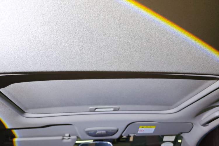 Used Chevrolet Sail 2015 Sail 3 1.5L AMT Happiness Sunroof Edition
