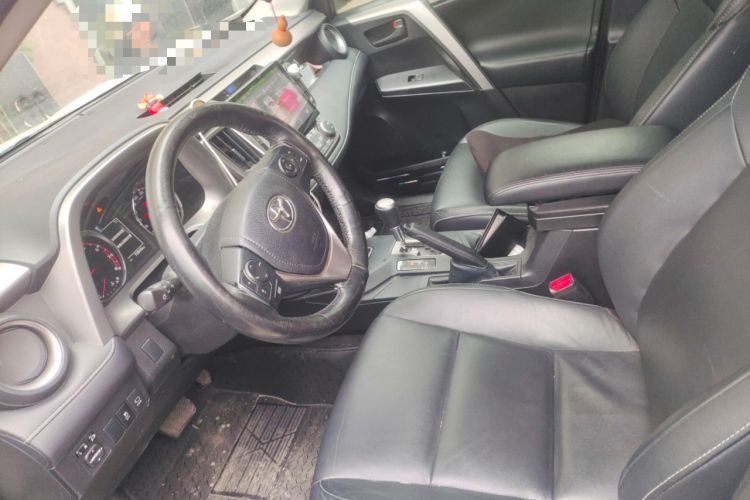 Used Toyota RAV4 2016 2.5L Automatic 4x4 Elite Edition
