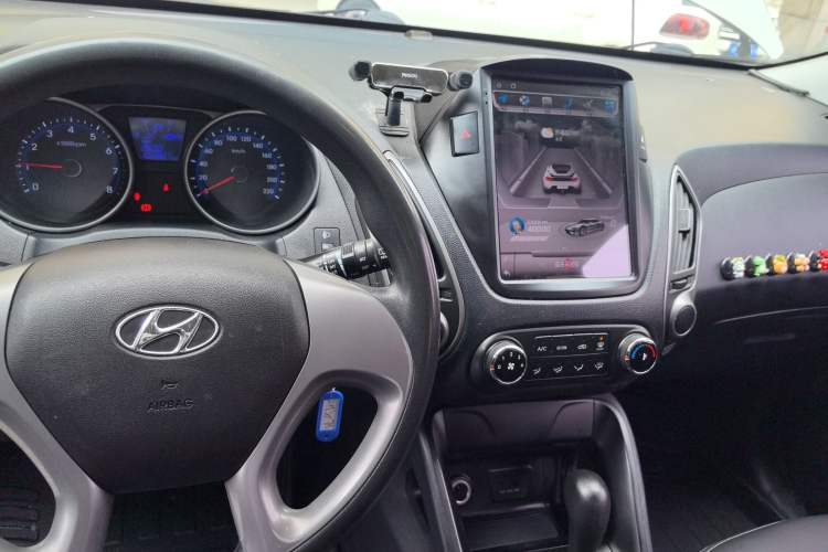 Used Hyundai ix35 2015 2.0L Automatic 2WD Comfort Edition China V Standard