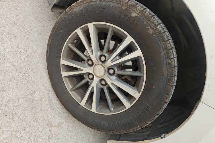 Used Toyota Levin 2015 1.6E CVT New Edition Right Front Wheel Hub