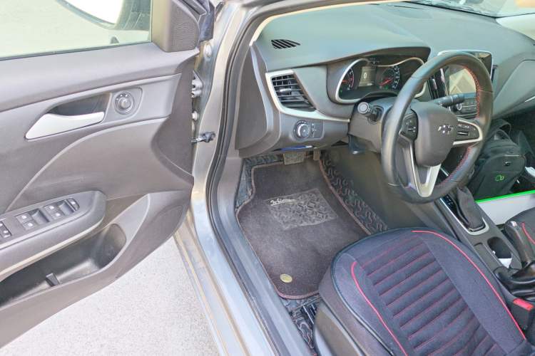 Used Chevrolet Monza 2019 Redline 320T Dual-Clutch Sporty Version China VI Standard
