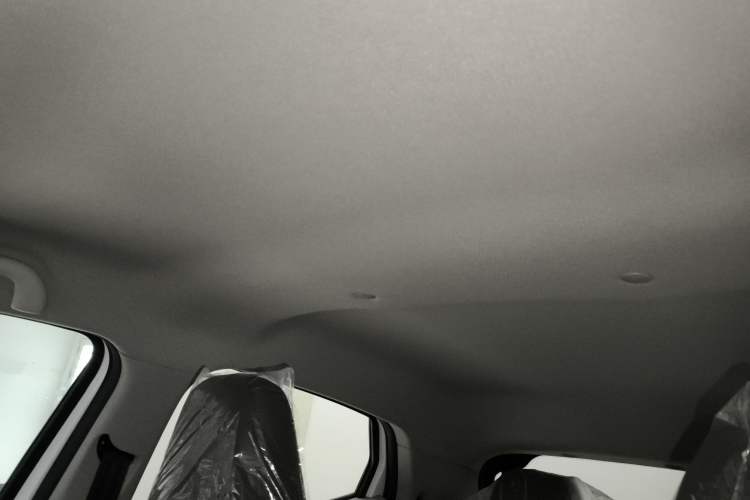 Used JMEV Xiao Qilin 2024 201km Comfort Version Headliner